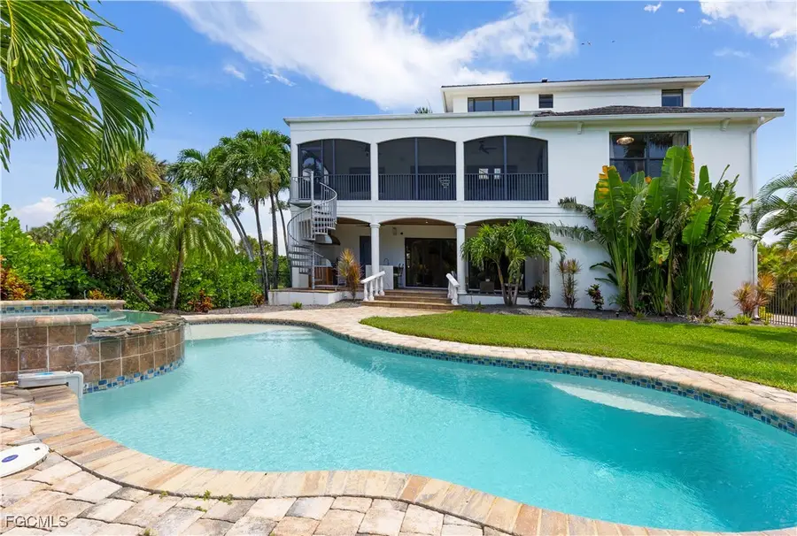 16770 Jacaranda Drive, Fort Myers, FL 33908 - Image #2