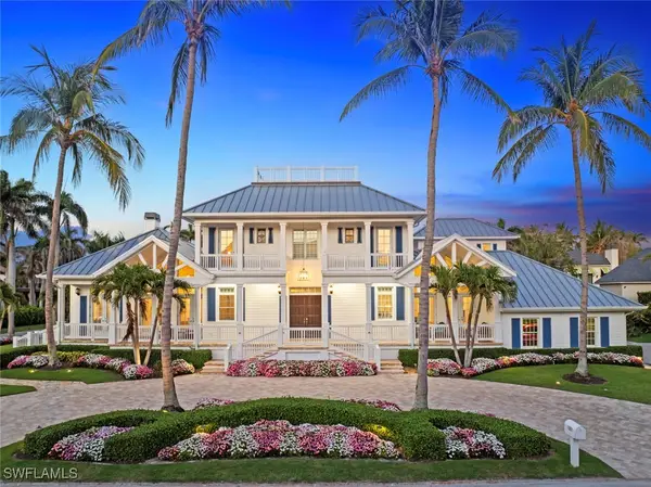 1551 Gulf Shore Boulevard S, Naples, FL 34102