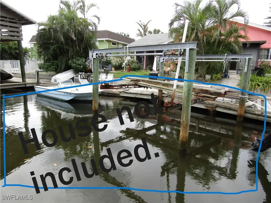 4 Submerged, Fort Myers Beach, FL 33931 - Image #2