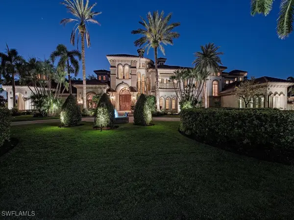 9663 Mashie Court, Naples, FL 34108