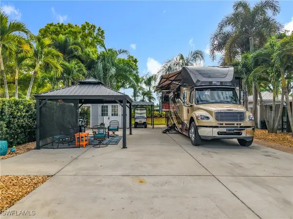 10130 Shadowood Court, Fort Myers, FL 33905