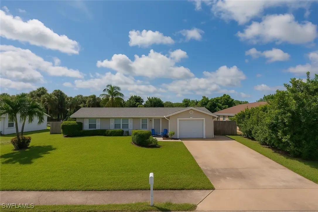 4706 25th Avenue Sw, Naples, FL 34116 - Image #1