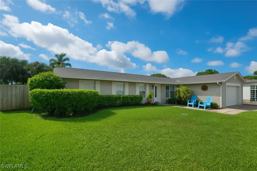 4706 25th Avenue Sw, Naples, FL 34116 - Image #2