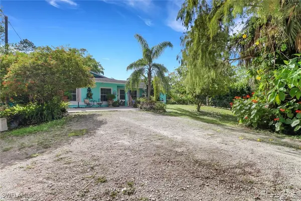 120 4th Street Ne, Naples, FL 34120