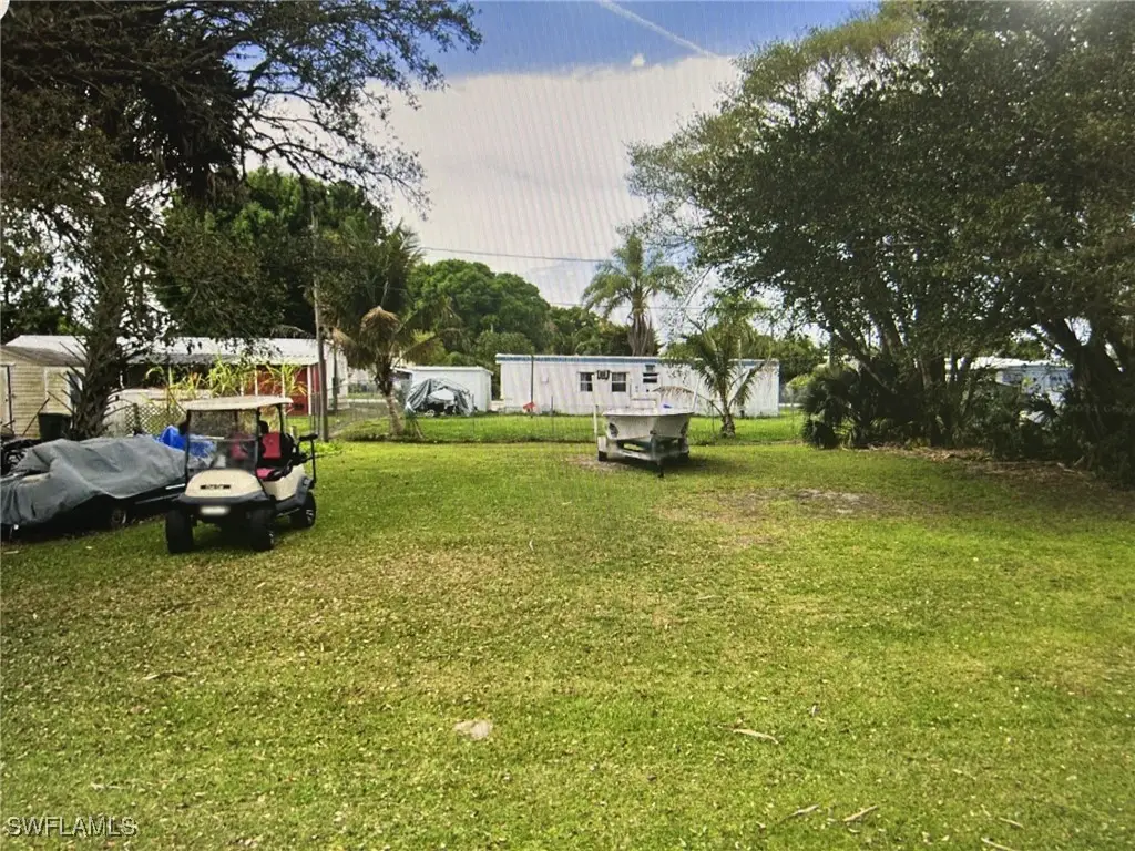 214 Orchard Avenue Nw, Moore Haven, FL 33471 - Image #1