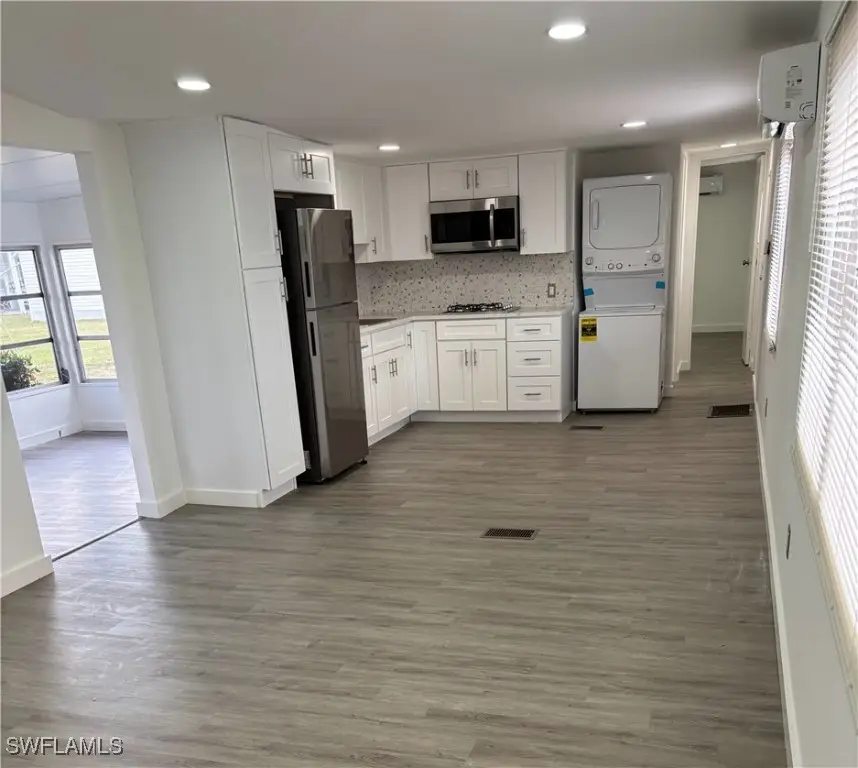 806 Homefolks Street, North Fort Myers, FL 33917 - Image #3