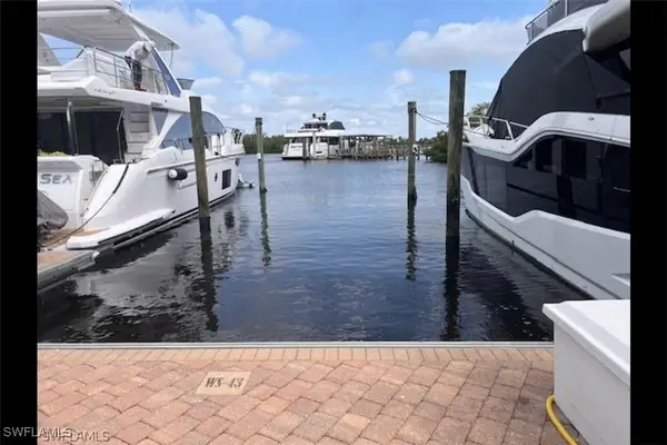 14030 Mcgregor Boulevard, Cape Coral, FL 33908