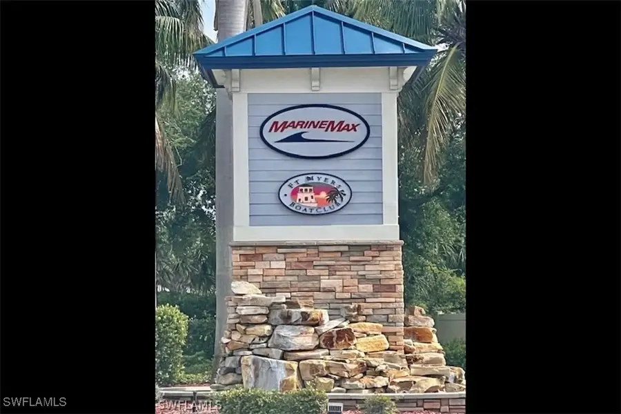 14030 Mcgregor Boulevard, McGregor, FL 33908 - Image #2