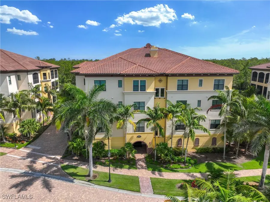 2745 Tiburon Boulevard E #102, Naples, FL 34109 - Image #2