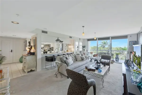 6573 Marissa Loop #303, Naples, FL 34108