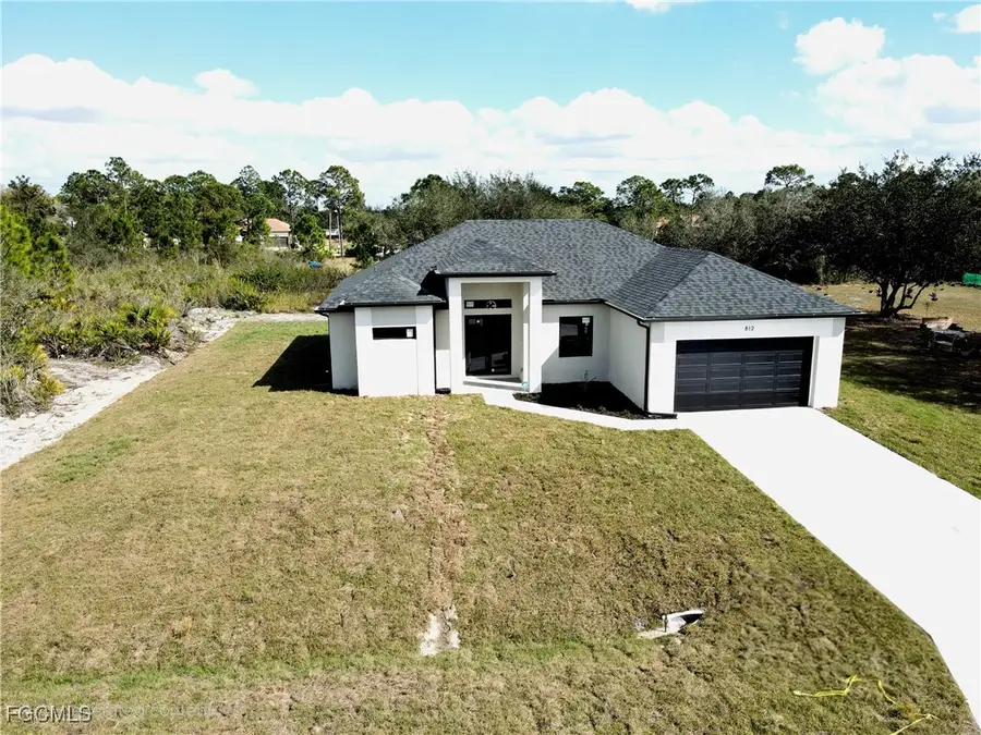 812 Hibiscus Avenue, Lehigh Acres, FL 33972 - Image #2
