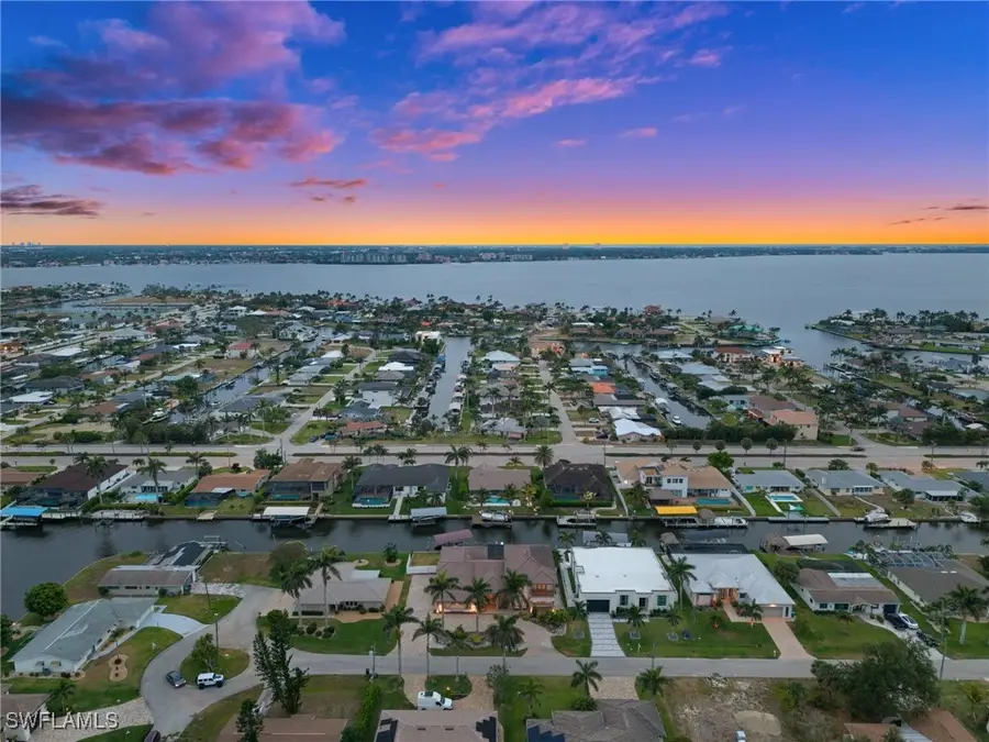 842 Miramar Court, Cape Coral, FL 33904 - Image #3