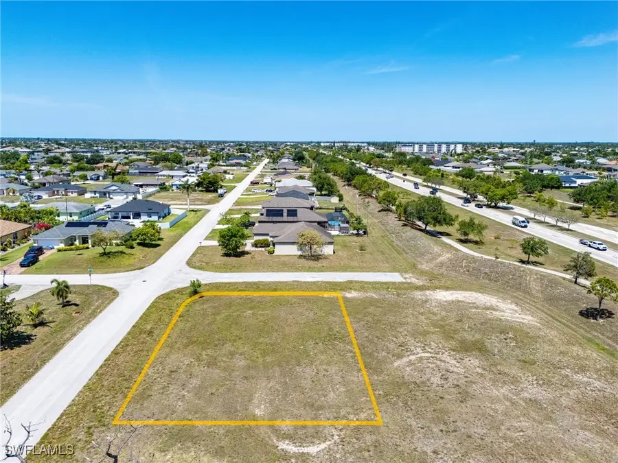 2421 SW 11th Place, Cape Coral, FL 33914 - Image #2