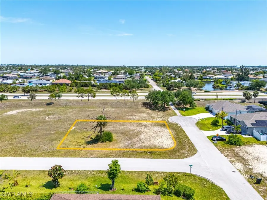 2422 SW 11th Avenue, Cape Coral, FL 33914 - Image #2