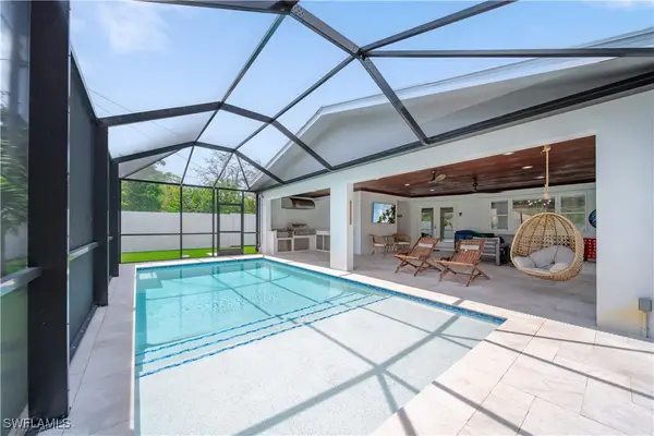 1300 Hilltop Drive, Naples, FL 34103