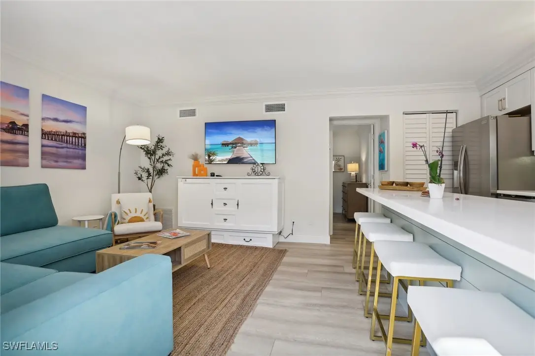 980 7th Avenue S #104, Naples, FL 34102 - Image #1