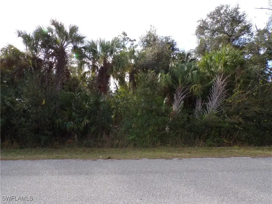 17461 Elmwood Avenue, Port Charlotte, FL 33948 - Image #2