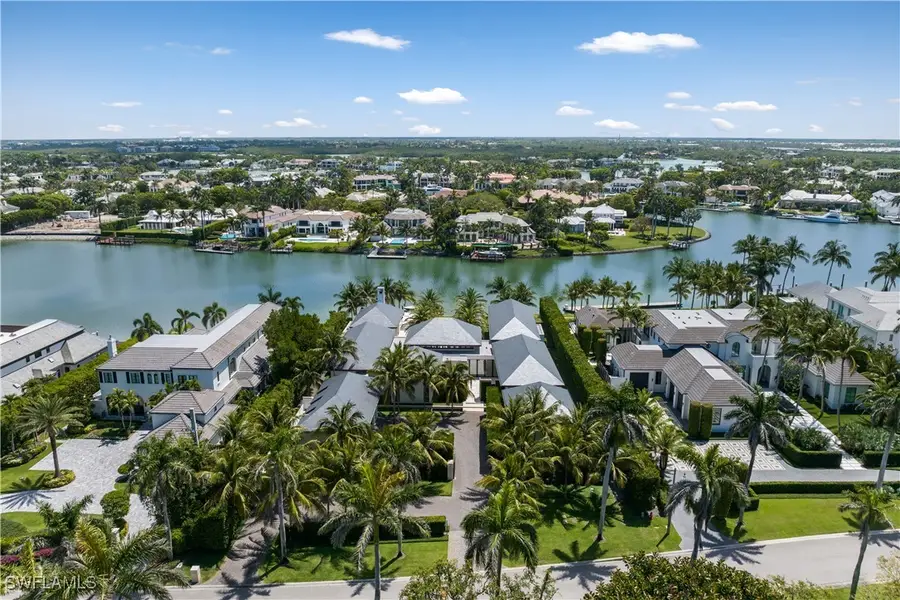 3655 Fort Charles Drive, Naples, FL 34102 - Image #3