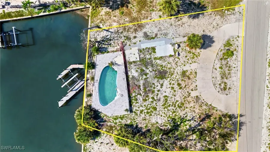 180 Donora Boulevard, Fort Myers Beach, FL 33931 - Image #2