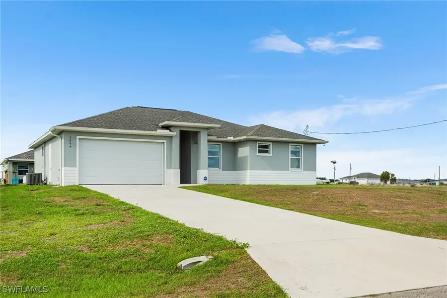 1049 Solar Court, Labelle, FL 33935 - Image #2