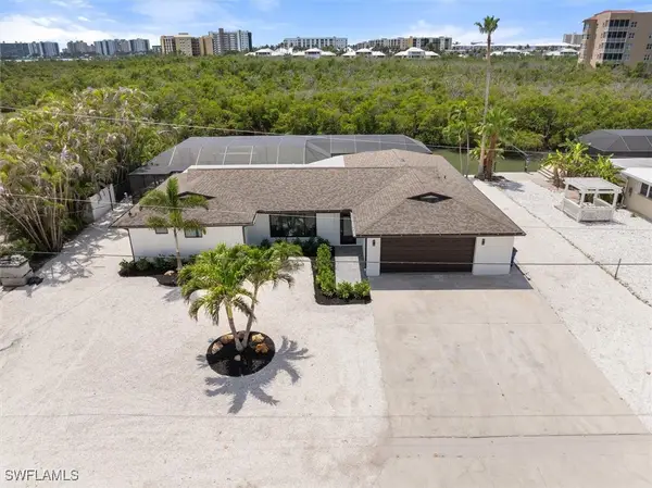 52 Fairview Boulevard, Fort Myers Beach, FL 33931