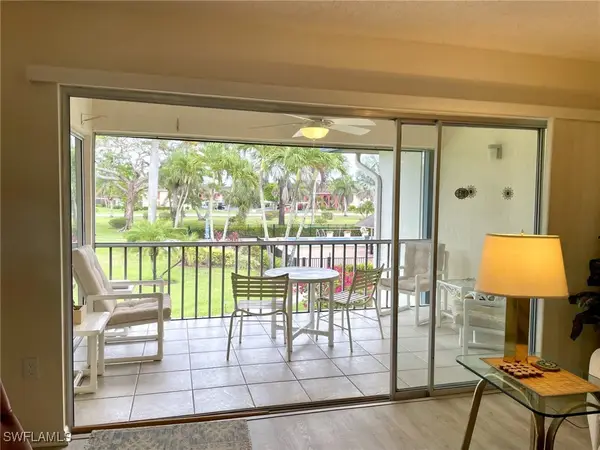 325 Charlemagne Boulevard #B207, Naples, FL 34112