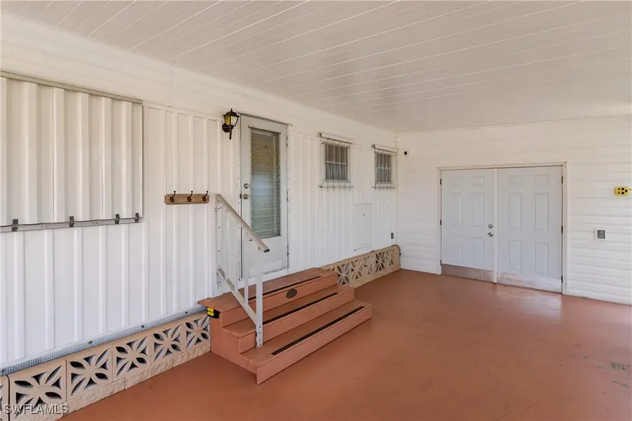 469 Riviera Boulevard W, Naples, FL 34112 - Image #2