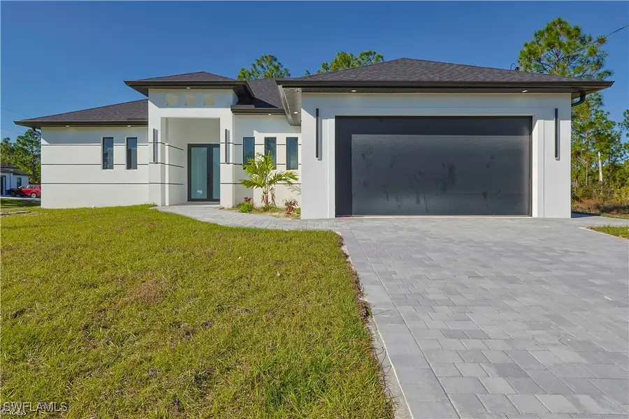 814 Fullerton Avenue S, Lehigh Acres, FL 33974 - #2