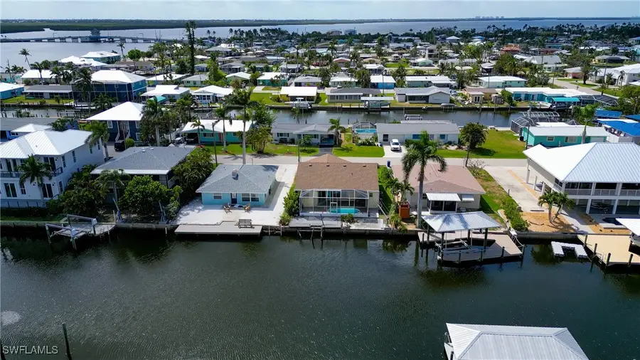 2692 Clyde Street, Matlacha, FL 33993 - Image #2
