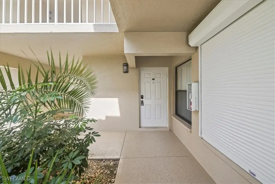 9652 Windsor Gardens Lane #105, Fort Myers, FL 33919 - Image #3