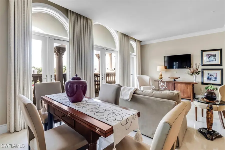 900 5th Avenue S #302, Naples, FL 34102 - Image #2