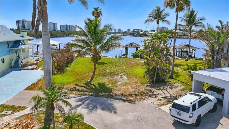 22491 Buccaneer Lagoon Street, Fort Myers Beach, FL 33931 - Image #3