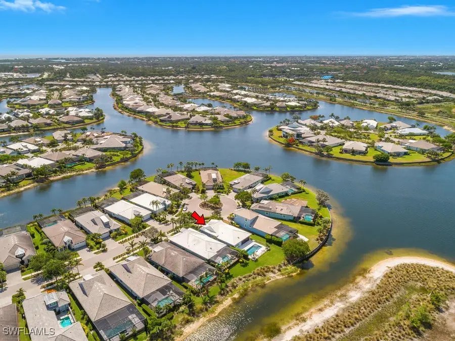 6478 Warwick Avenue, Naples, FL 34113 - Image #2