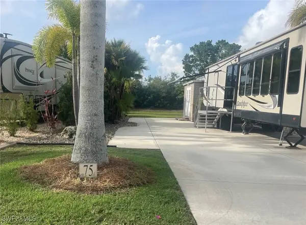 5252 Cypress Trail Resort Circle, Fort Myers, FL 33905