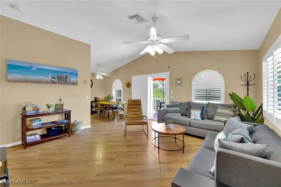 291 Mango Street, Fort Myers Beach, FL 33931 - Image #3