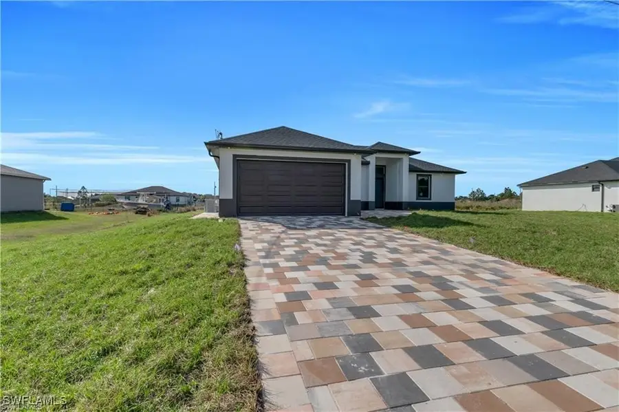 1059 Brenton Avenue, Lehigh Acres, FL 33974 - #2