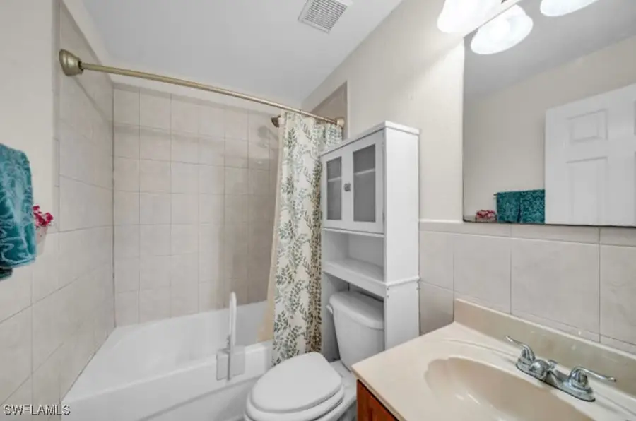 3024 NE 2nd Avenue, Cape Coral, FL 33909 - #3