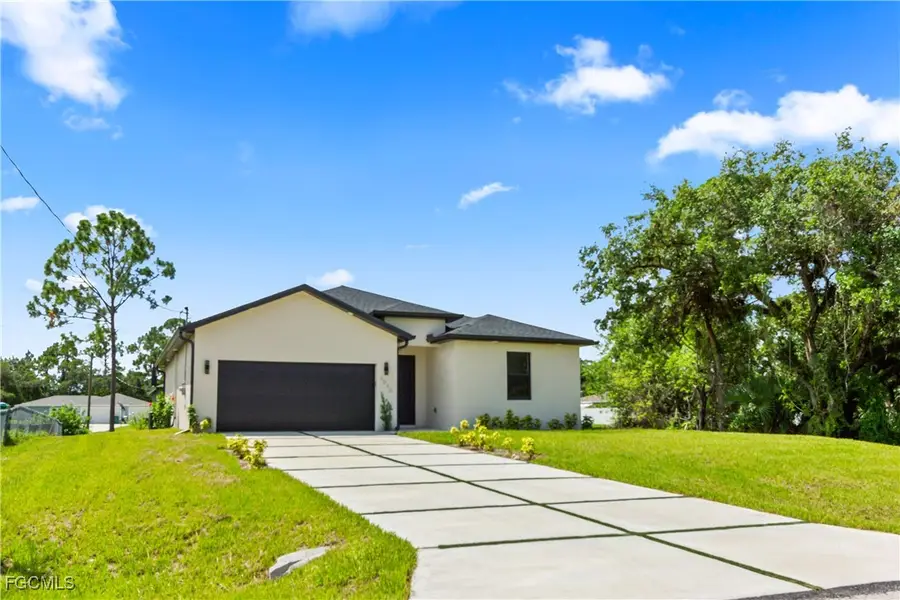 6010 Acorn Circle, Labelle, FL 33935 - Image #2