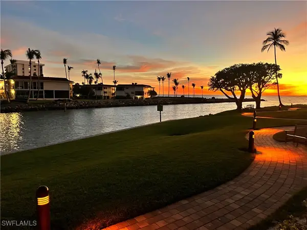 2301 Gulf Shore Boulevard N #114, Naples, FL 34103