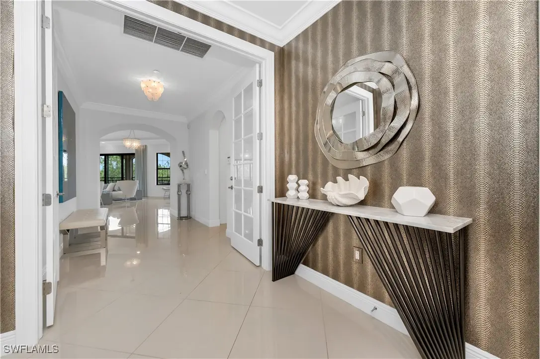 2739 Tiburon Boulevard E #302, Naples, FL 34109 - Image #1