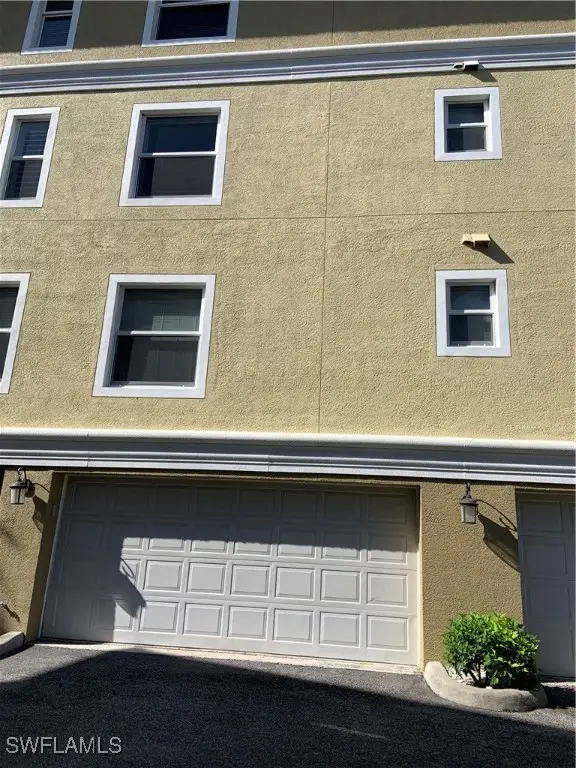 10041 Lake Cove Drive #202, Fort Myers, FL 33908 - Image #2