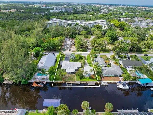 1483 Bembury Drive, Naples, FL 34102