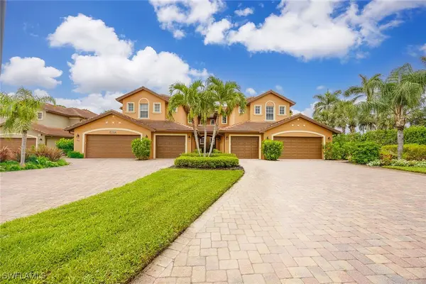 6637 Alden Woods Circle #102, Naples, FL 34113