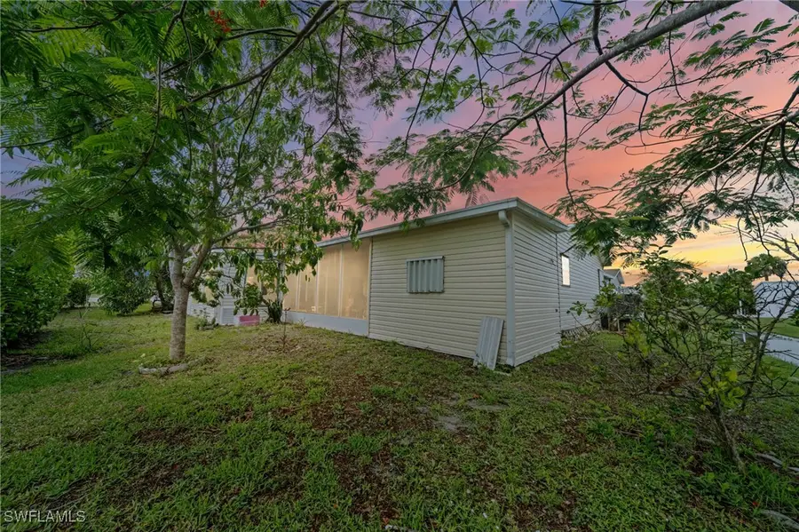 919 Manatee Road, Naples, FL 34114 - Image #2