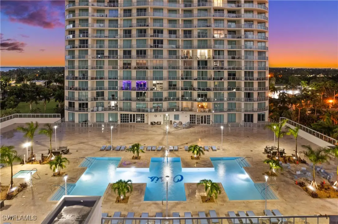 3000 Oasis Grand Boulevard #1702, Fort Myers, FL 33916 - Image #1