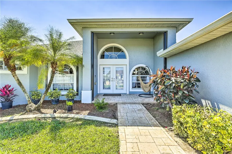 404 NE 9th Street, Cape Coral, FL 33909 - #3