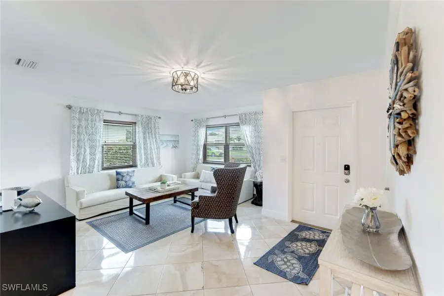 636 98th Avenue N, Naples, FL 34108 - Image #3