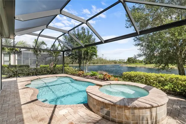 8834 Vaccaro Court, Naples, FL 34119