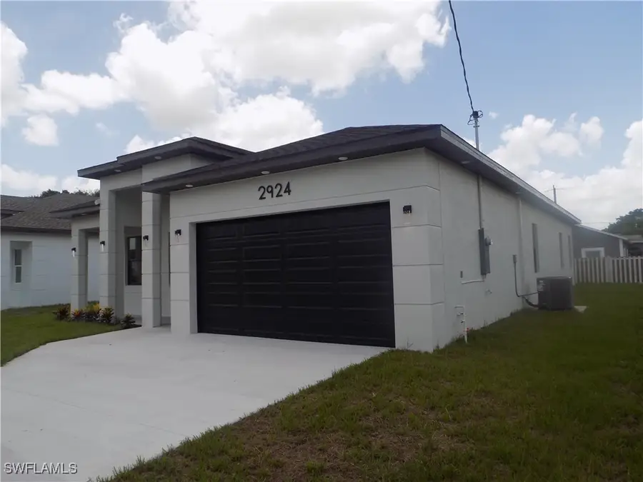 2924 Dunbar Avenue, Fort Myers, FL 33916 - #3