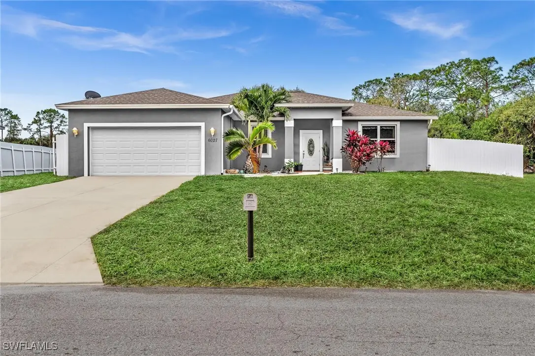 6027 Acorn Circle, Labelle, FL 33935 - Image #1